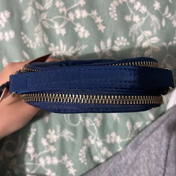 Navy Blue Kedzie Purse ✨ - Picture 2 of 4